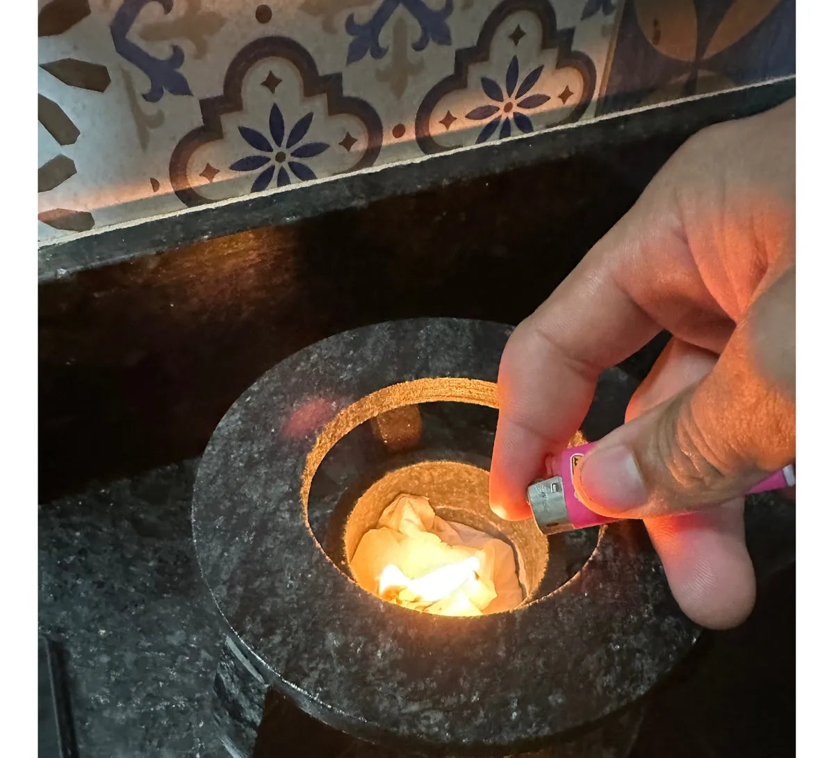 KIT Fondue Artesanal CÉU DE MINAS – Pedra-Sabão Natural 500 ml