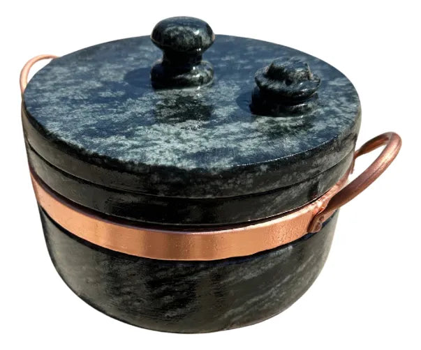 Panela de Pressão Artesanal CÉU DE MINAS – Pedra-Sabão Natural 4 Litros